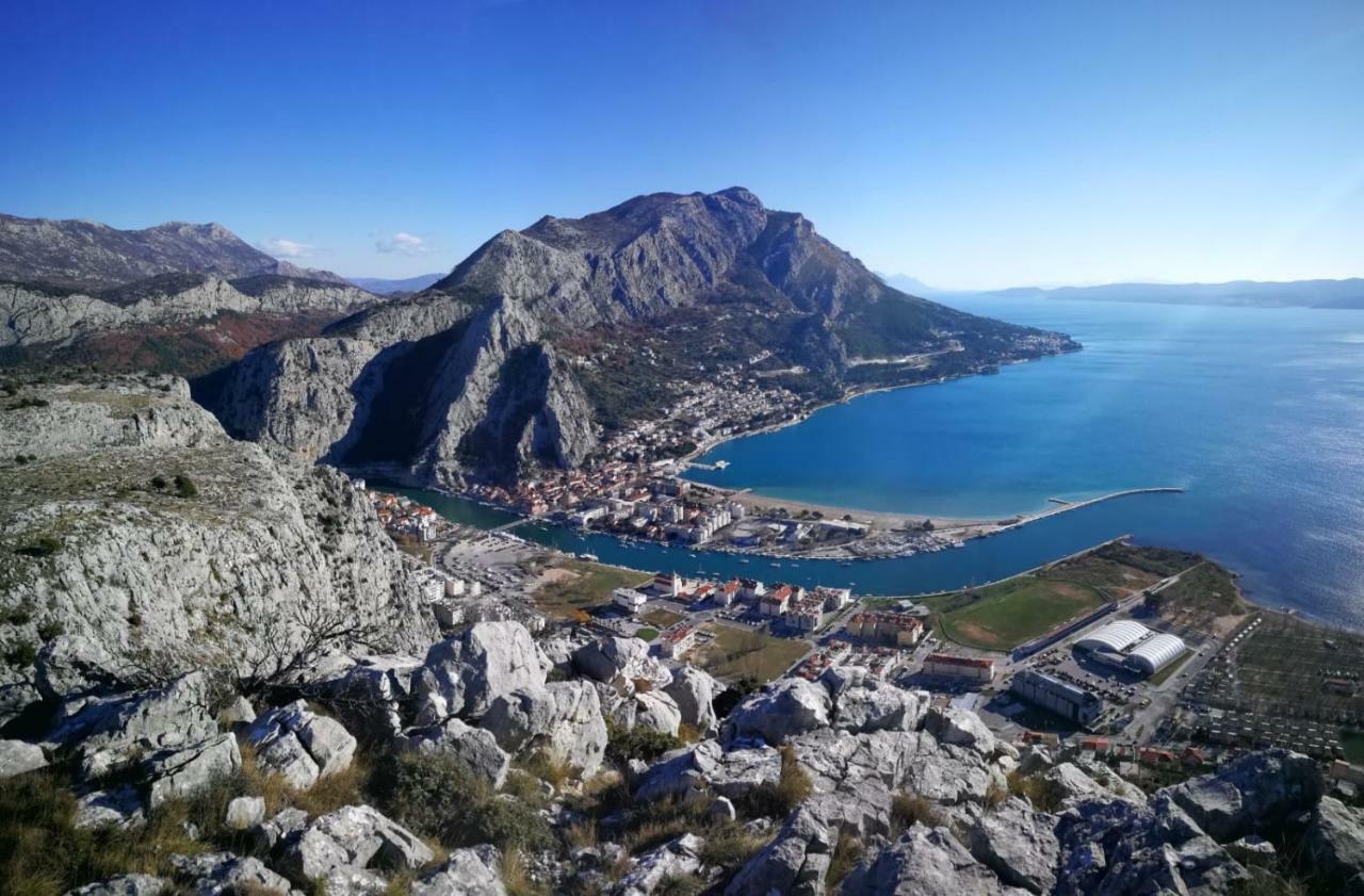 Duće Loreanto المظهر الخارجي الصورة